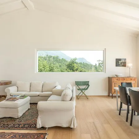 Daire Quercia Gardone Riviera